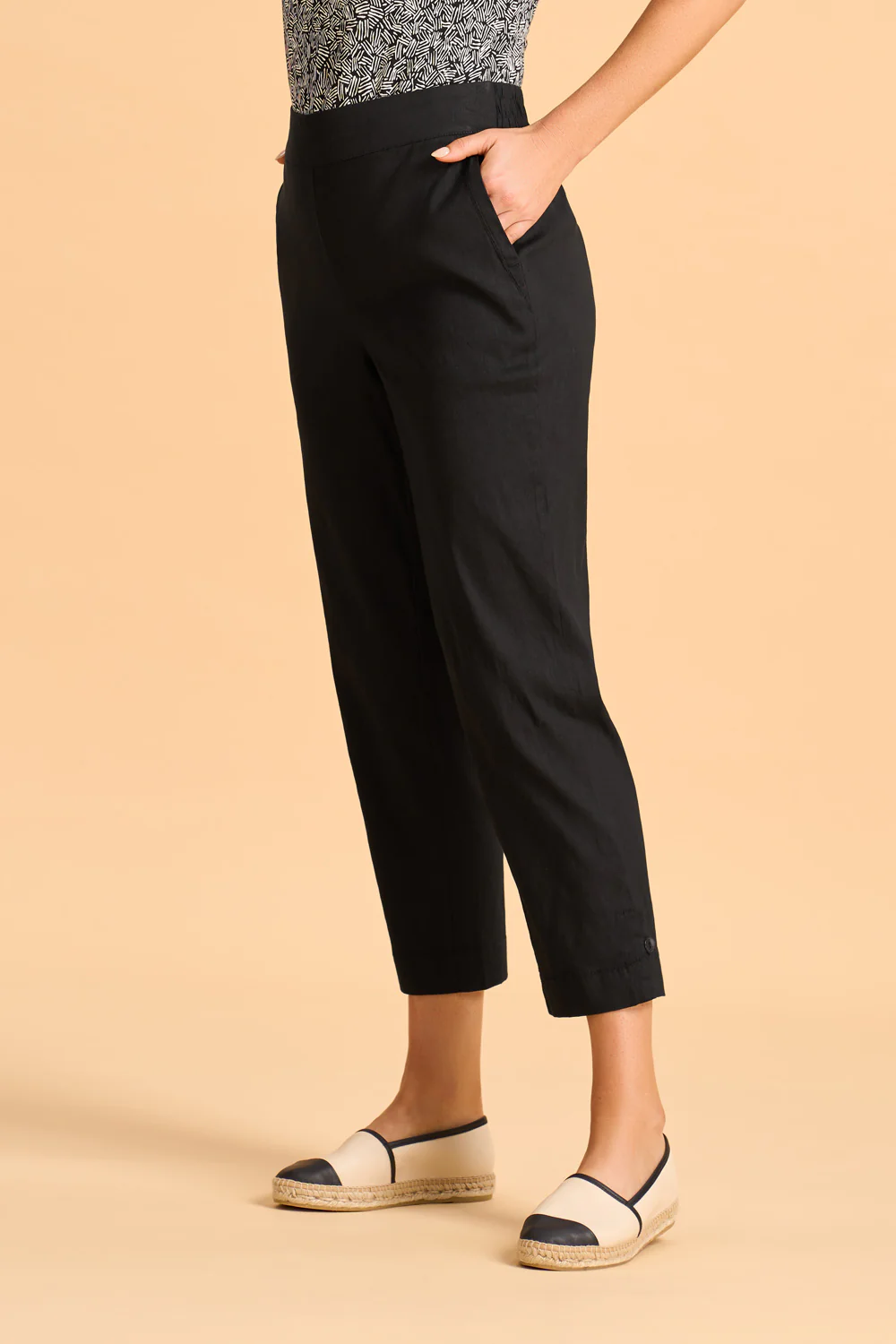Tab Detail Tapered Pant - Black - Image 3