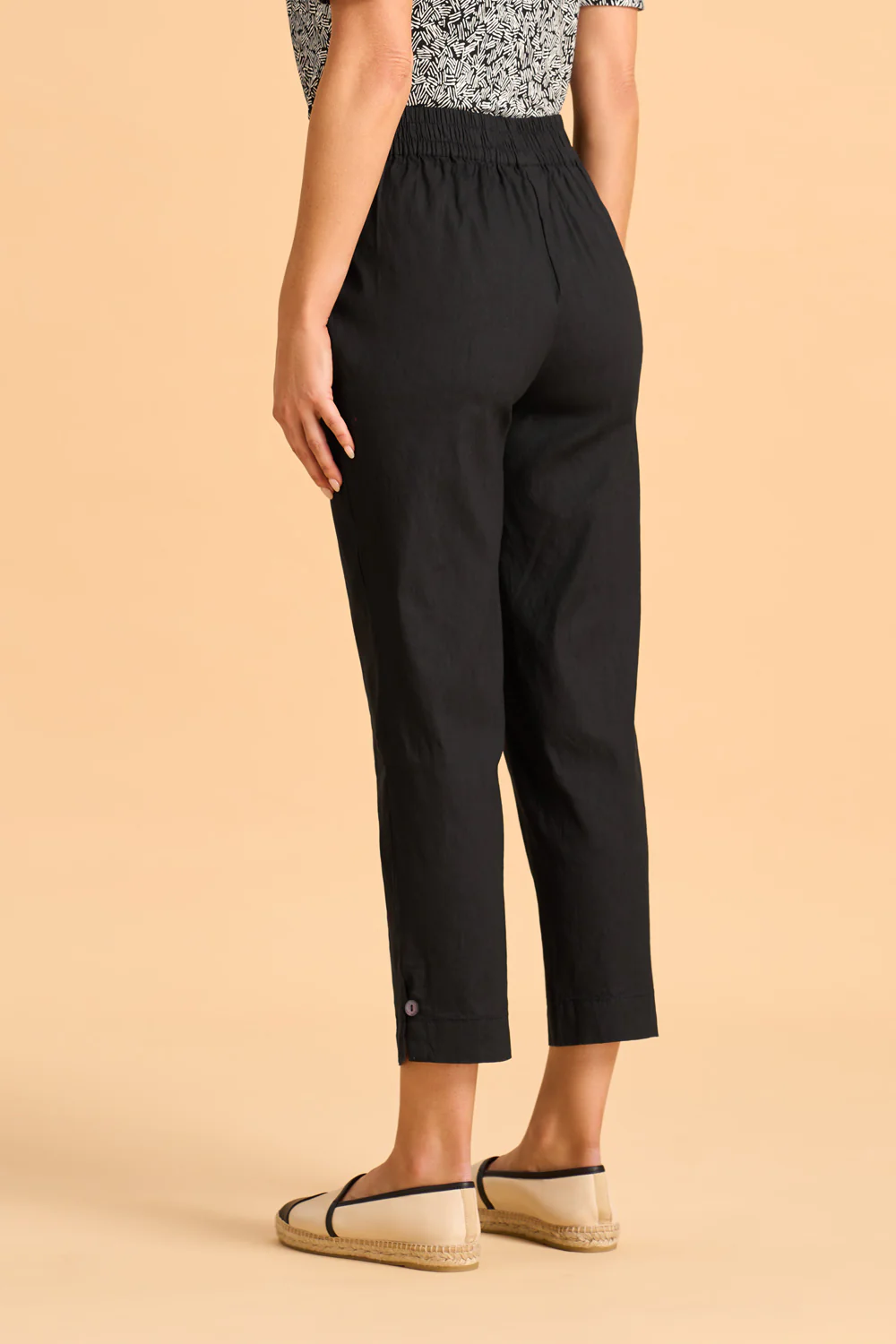 Tab Detail Tapered Pant - Black - Image 4